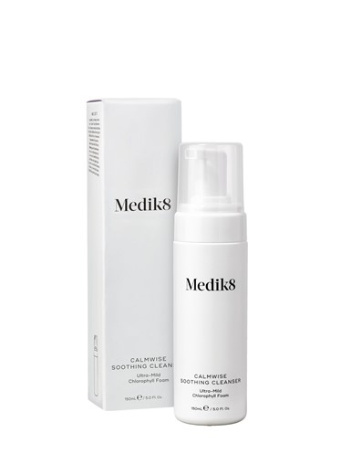 Medik8 Calmwise Soothing Cleanser - pianka oczyszczająca, redukująca zaczerwienienia skóry - 150ml